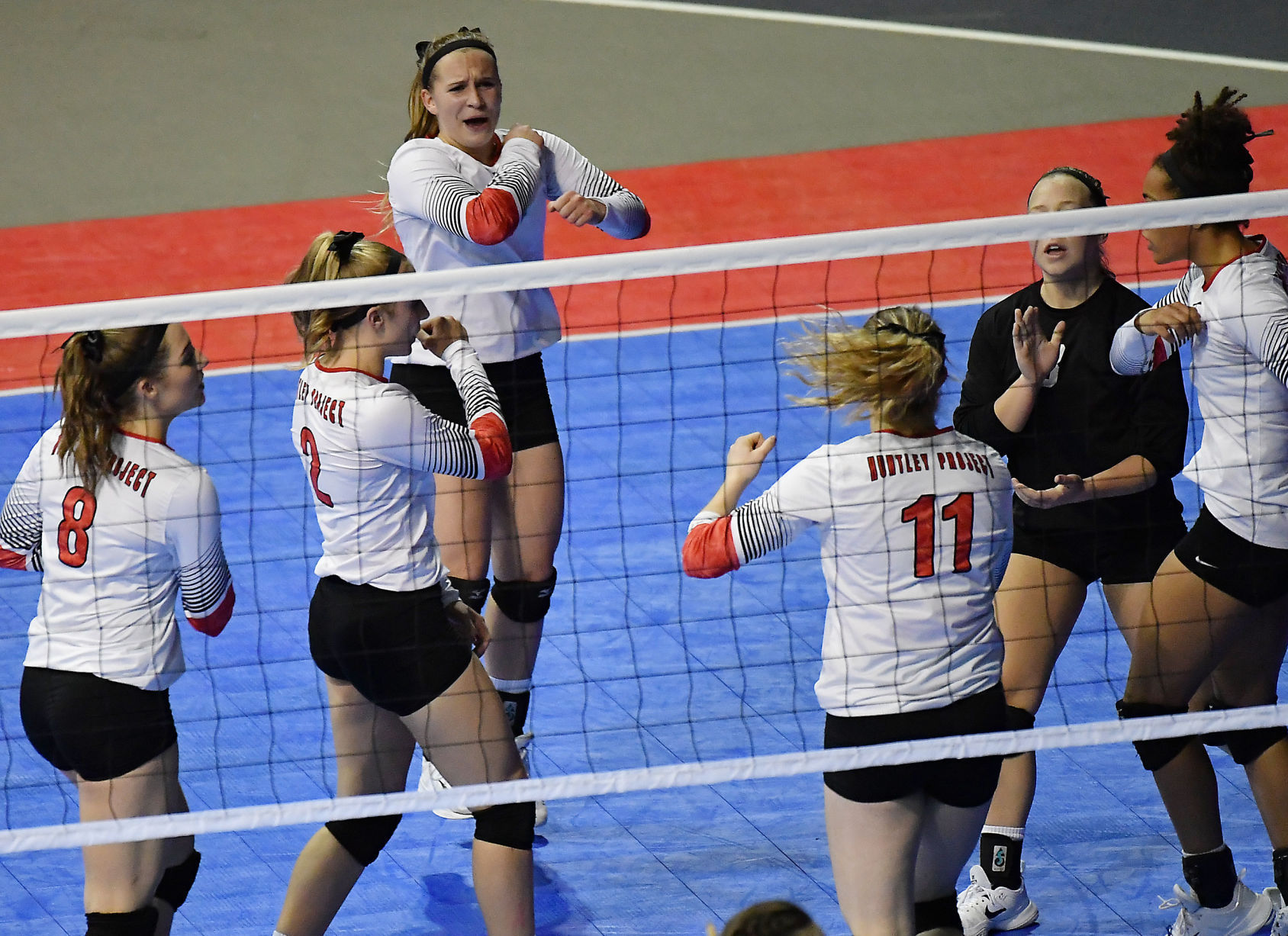 Class B volleyball - Huntley Project